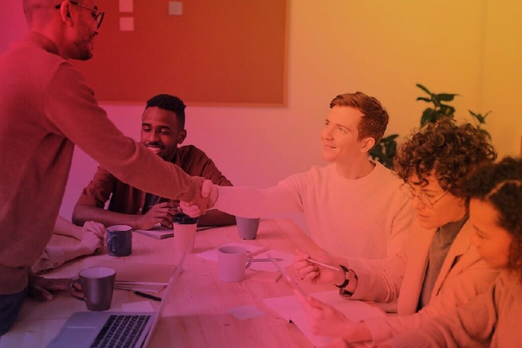 Publicly Recognize An Employee For An Outstanding Job (1)